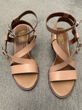 Franco Sarto Nude/Tan Leather Crisscross Ankle Strap Sandals